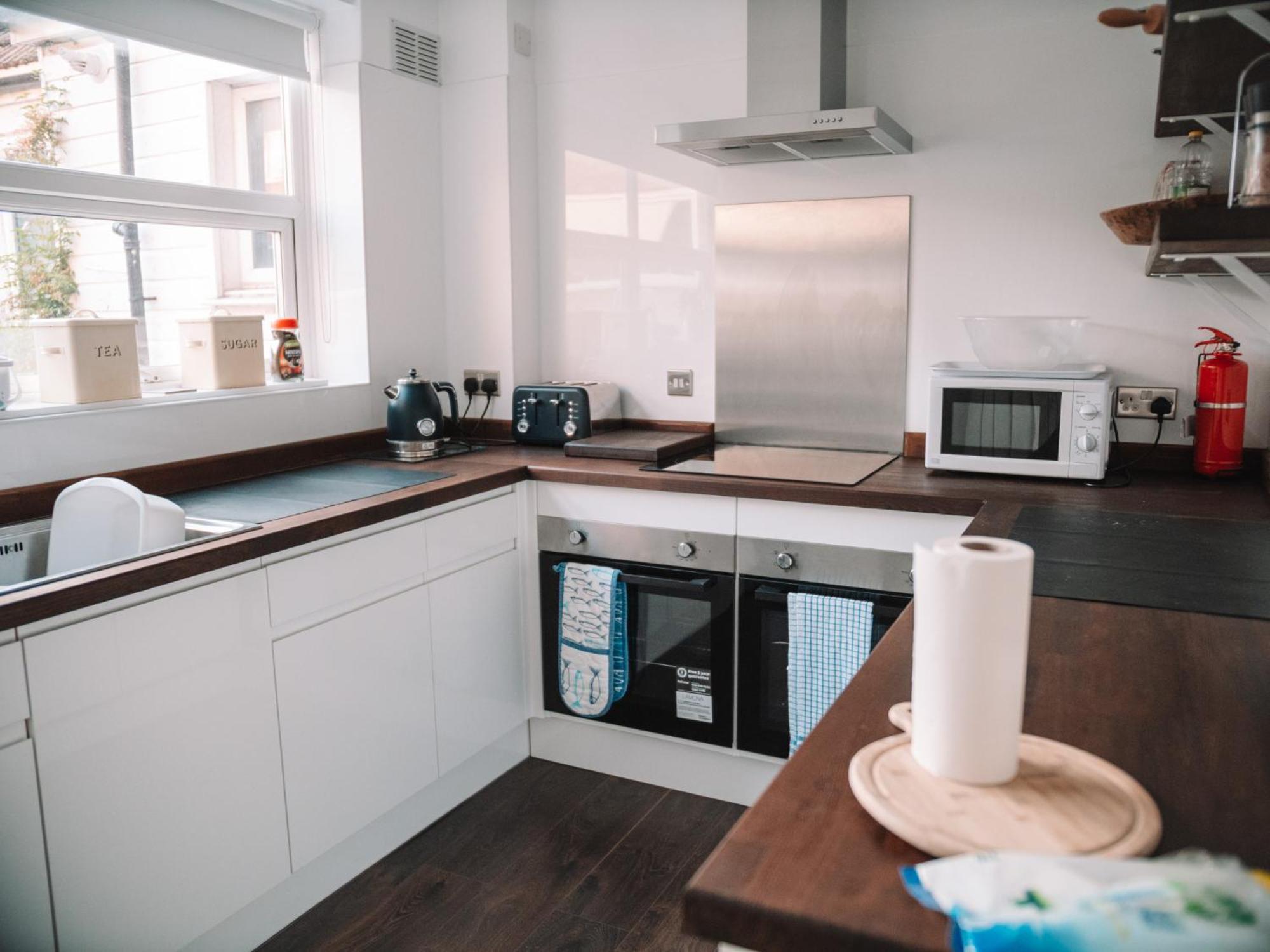 Seafarer'S View - 6 Bedroom Townhouse In Cowes, Parking & Seaviews. Cowes  Extérieur photo